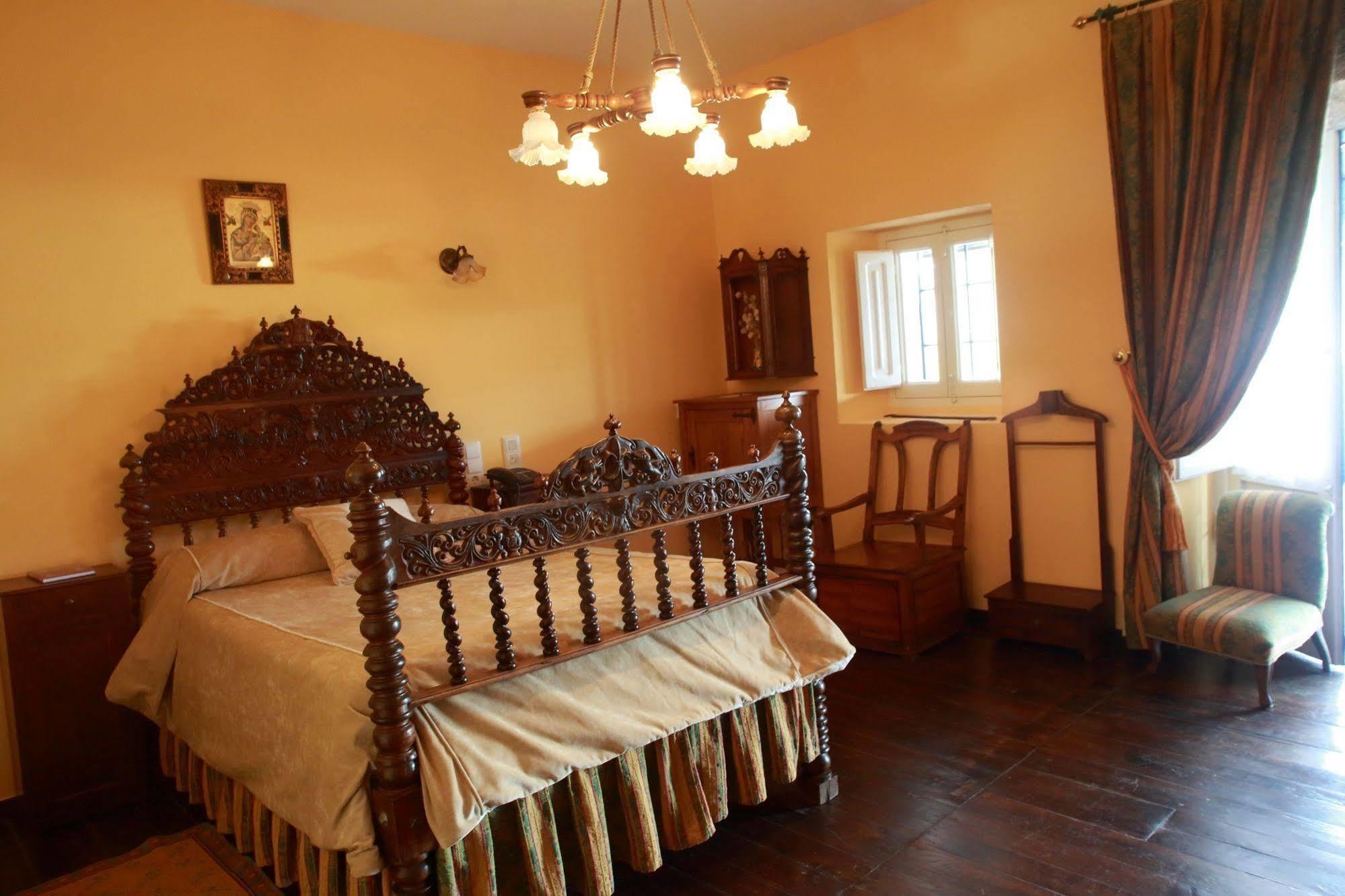 Hotel Monumento Pazo Do Castro O Barco de Valdeorras Eksteriør bilde
