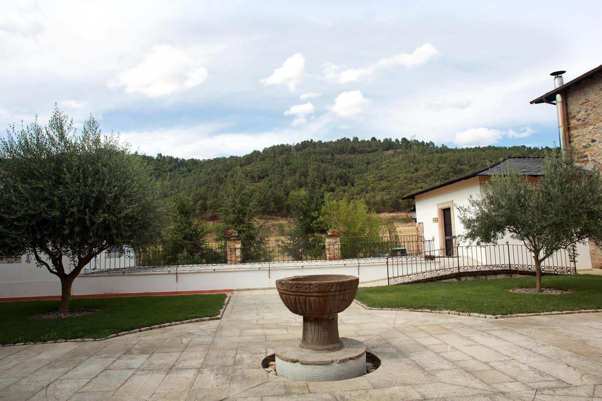 Hotel Monumento Pazo Do Castro O Barco de Valdeorras Eksteriør bilde